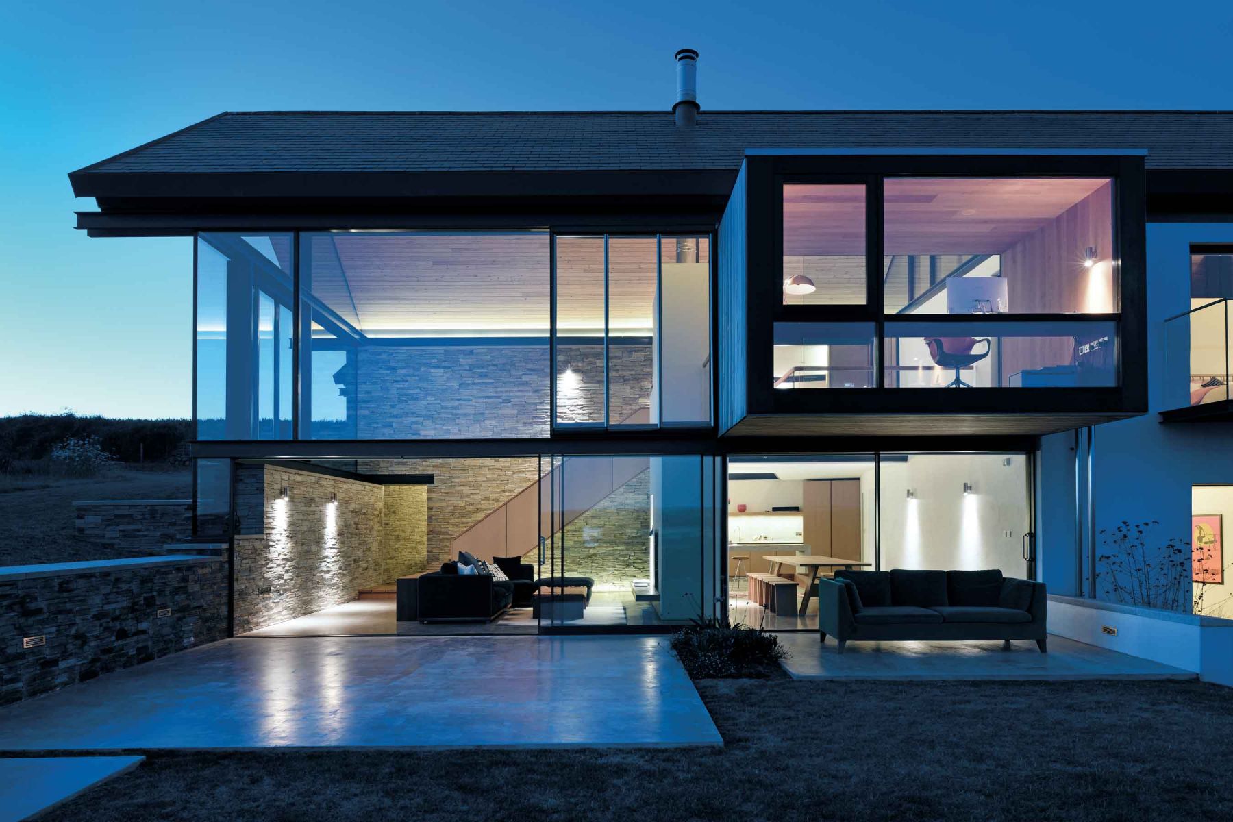Property designed by Stan Bolt: Architect
