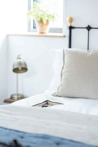 Bedroom. Over Lemon River, Little Sigford Farm