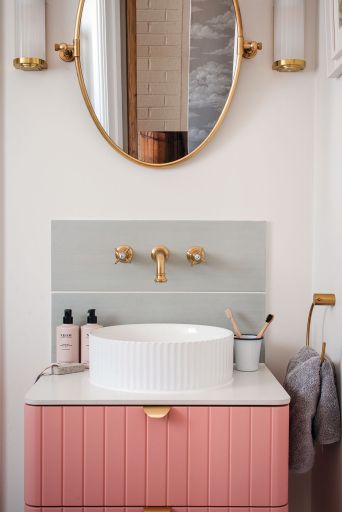 The Wool Shed – Bathroom Sink